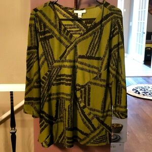 Green & Black  pullover top